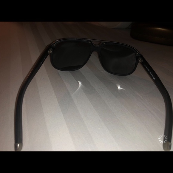 Sunglasses - Picture 3 of 5